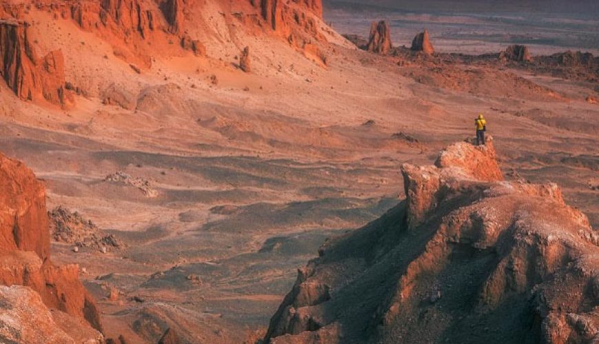 Bayanzag – Flaming cliffs